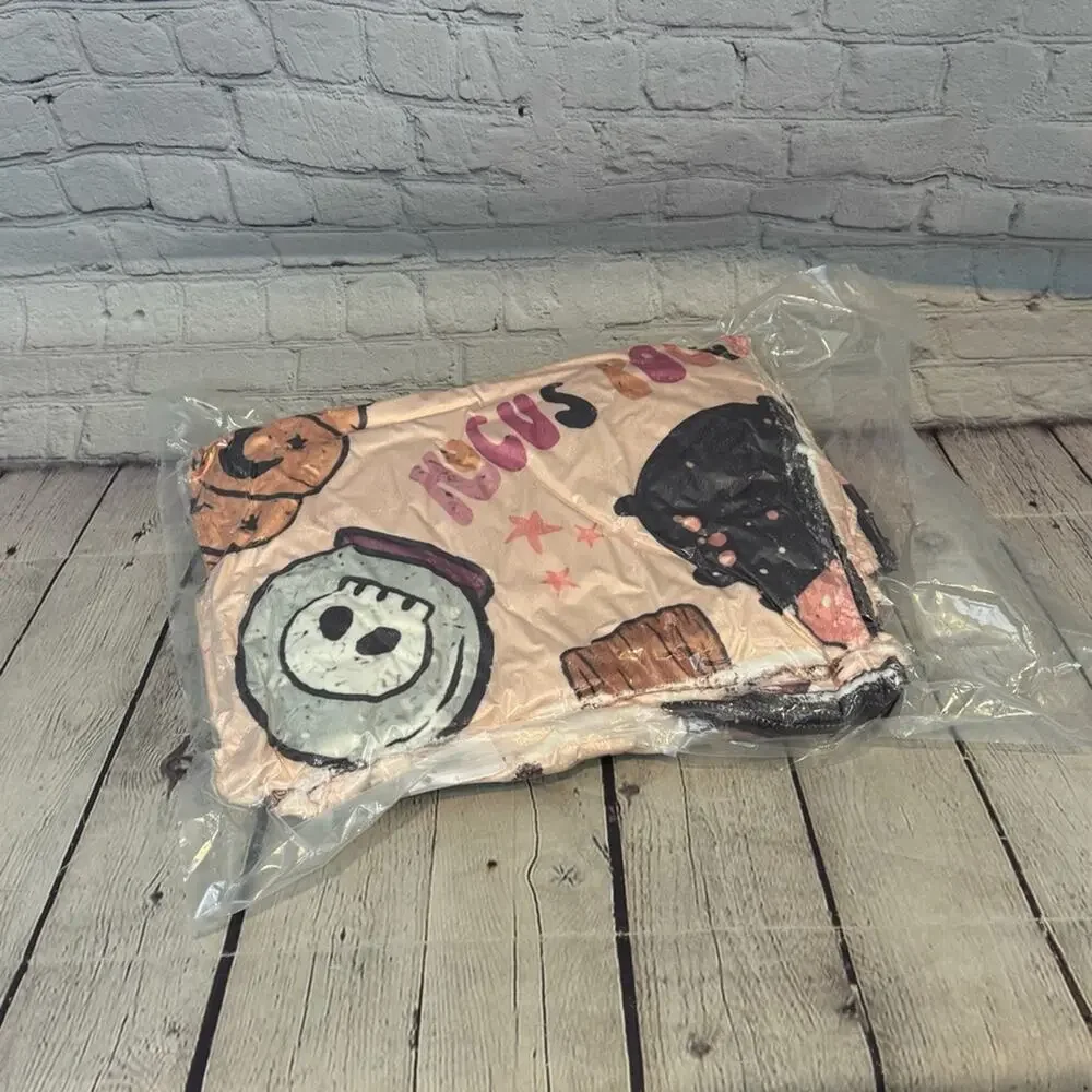 Hocus Pocus Plush Blanket